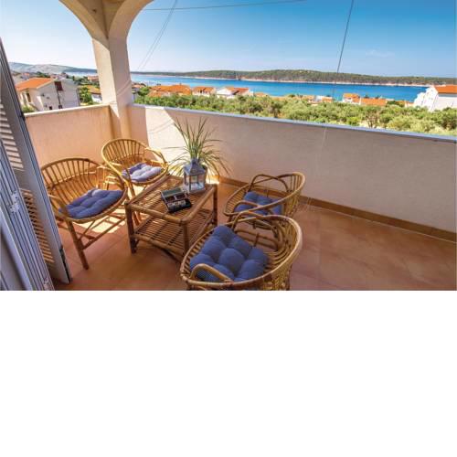 Two-Bedroom Apartment in Barbat
