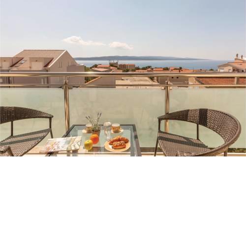 Two-Bedroom Apartment in Baska Voda