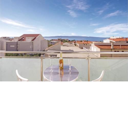 Two-Bedroom Apartment in Baska Voda