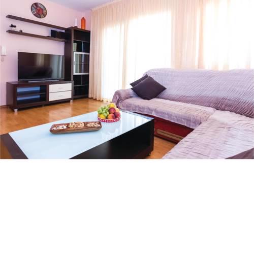 Two-Bedroom Apartment in Biograd