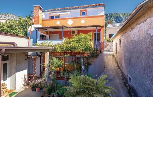 Two-Bedroom Apartment in Bribir