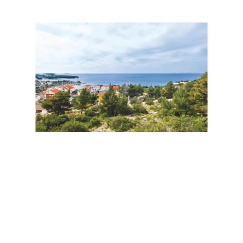 Two-Bedroom Apartment in Dolac