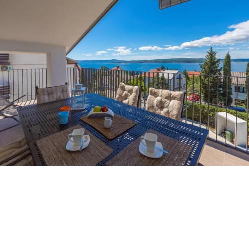 Two-Bedroom Apartment in Dramalj XIII