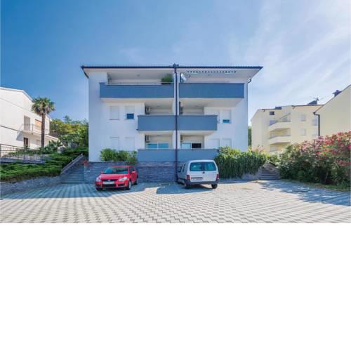 Two-Bedroom Apartment in Dramalj