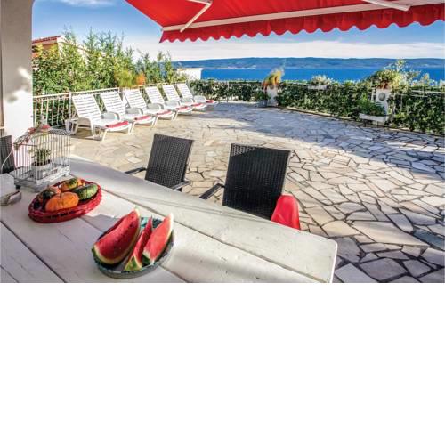Two-Bedroom Apartment in Dugi Rat