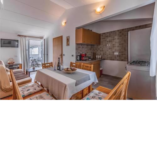 Two-Bedroom Apartment in Galizana