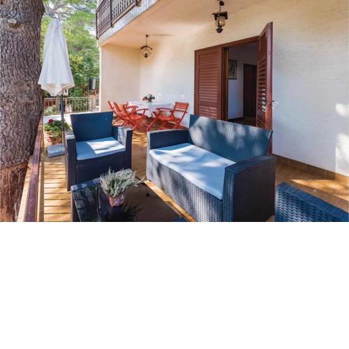 Two-Bedroom Apartment in Jadrija