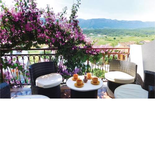 Two-Bedroom Apartment in Jelsa