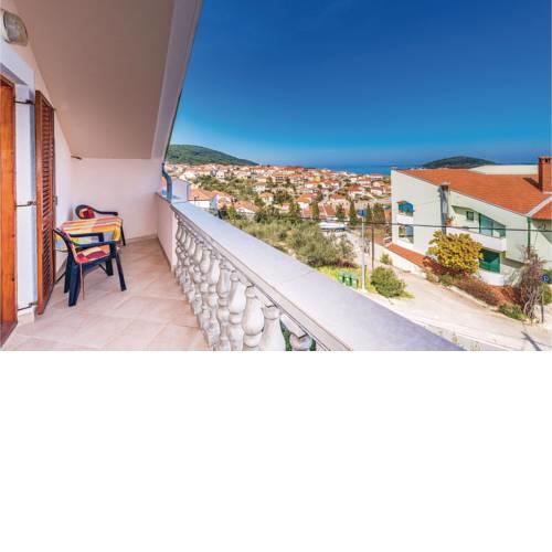 Two-Bedroom Apartment in Kali