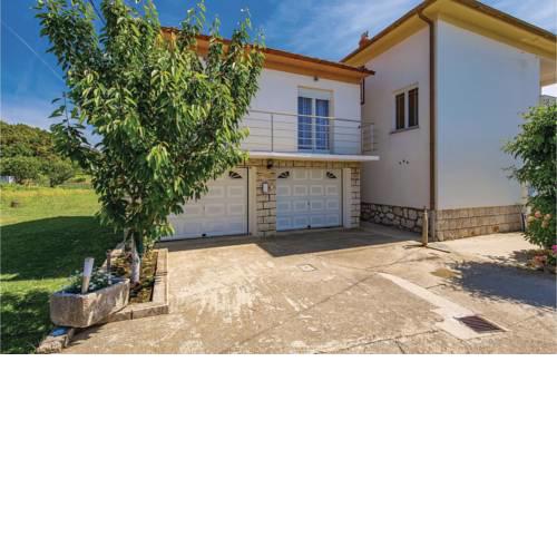 Two-Bedroom Apartment in Kampor