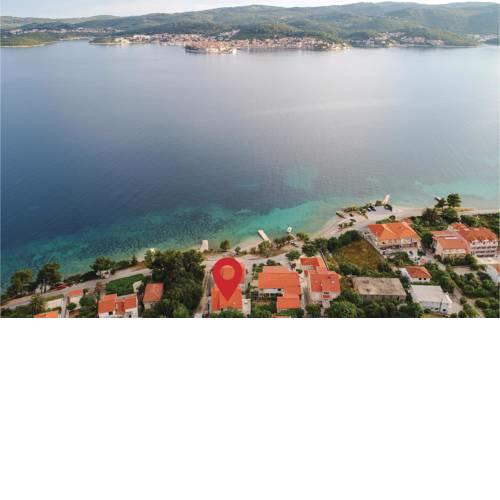 Two-Bedroom Apartment in Kuciste-Perna