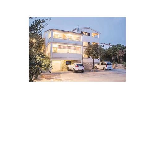 Two-Bedroom Apartment in Mandre