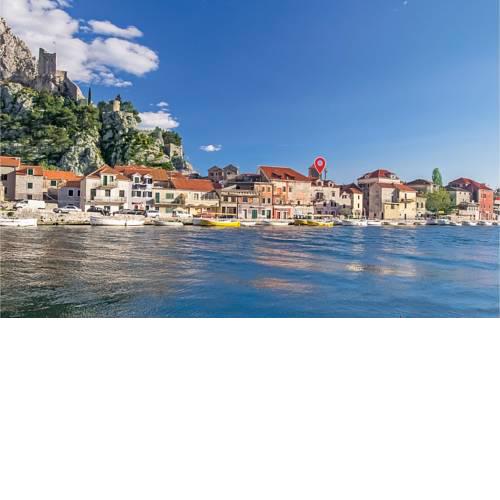 Two-Bedroom Apartment in Omis