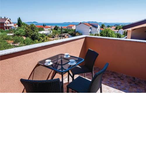Two-Bedroom Apartment in Pakostane