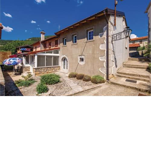 Two-Bedroom Apartment in Poljane