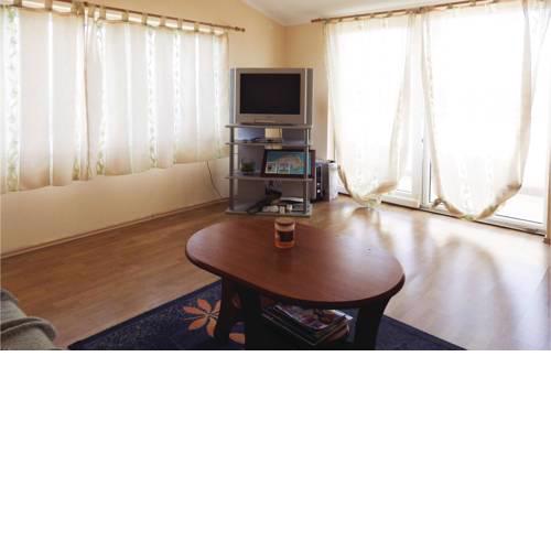 Two-Bedroom Apartment in Pula