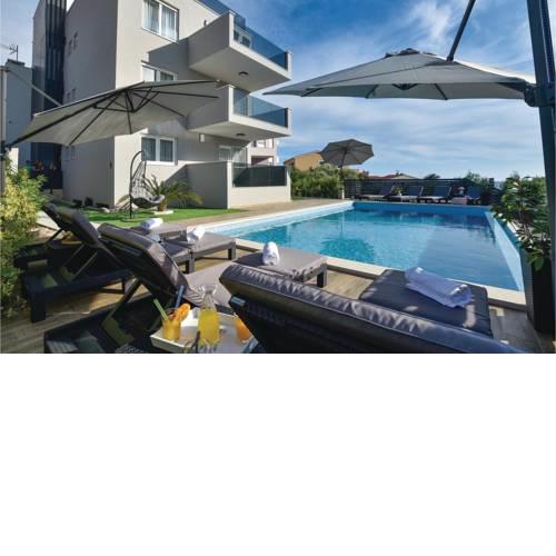 Ten-Bedroom Holiday Home in Razanj