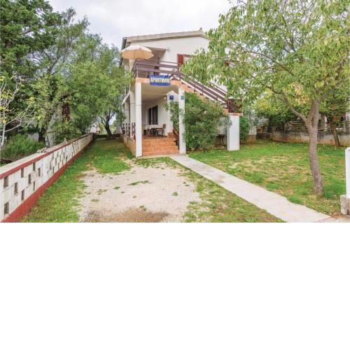 Two-Bedroom Apartment in Seline