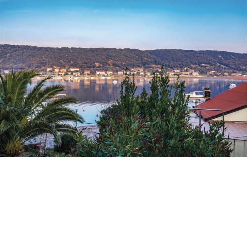 Two-Bedroom Apartment in Supetarska Draga