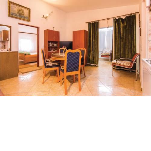 Two-Bedroom Apartment in Vir