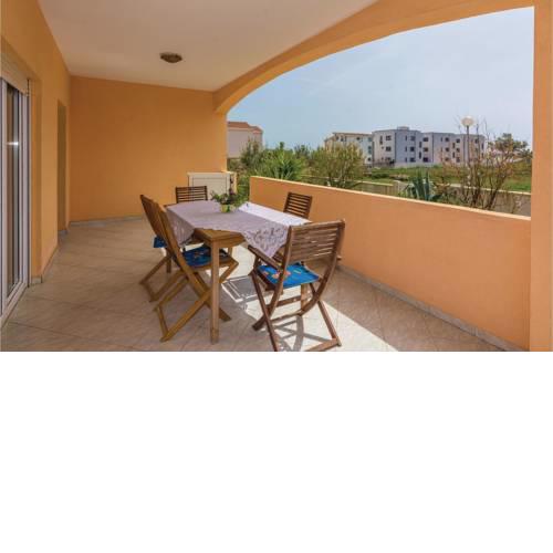 Two-Bedroom Apartment in Vir