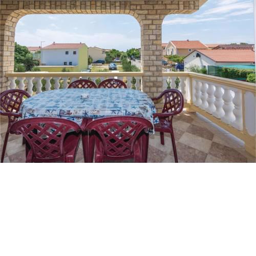 Two-Bedroom Apartment in Vir