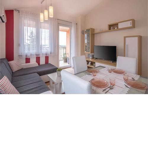 Two-Bedroom Apartment in Vodnjan