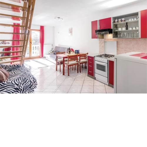 Two-Bedroom Apartment in Vodnjan