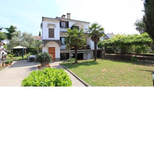 Two-Bedroom Apartment Malinska near Sea 2