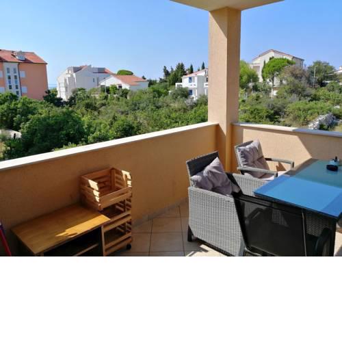 Two Bedroom Apartment Neven