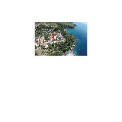 Two-Bedroom Apartment with Sea View in Orebic