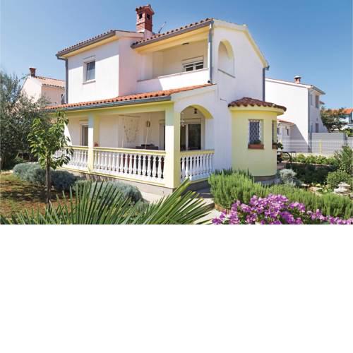 Two-Bedroom Holiday Home in Betiga