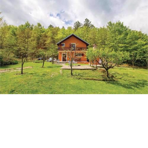 Two-Bedroom Holiday Home in Bicice