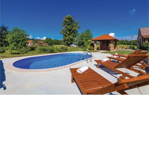 Two-Bedroom Holiday Home in Bosiljevo