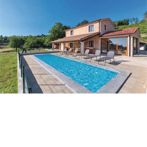 Two-Bedroom Holiday Home in Brest pod Uckom