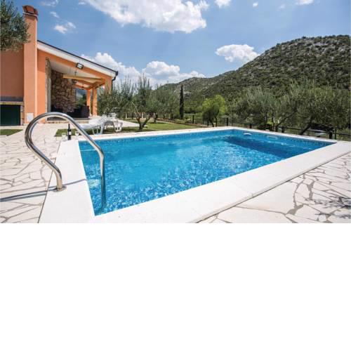 Two-Bedroom Holiday Home in Desne
