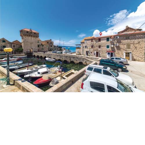 Two-Bedroom Holiday Home in Kastel Gomilica