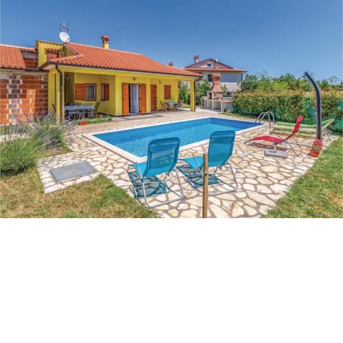 Two-Bedroom Holiday home in Krmed 02