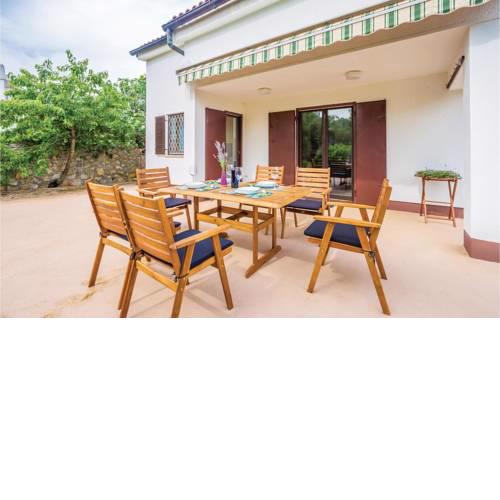 Two-Bedroom Holiday Home in Muraj