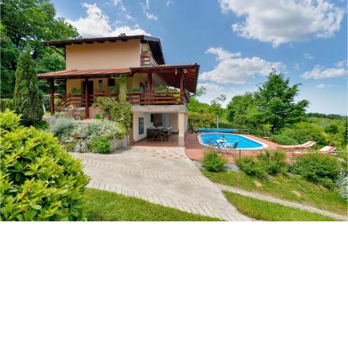 Two-Bedroom Holiday Home in Petrinja