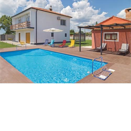 Two-Bedroom Holiday Home in Pula