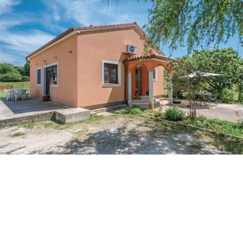 Two-Bedroom Holiday Home in Pula