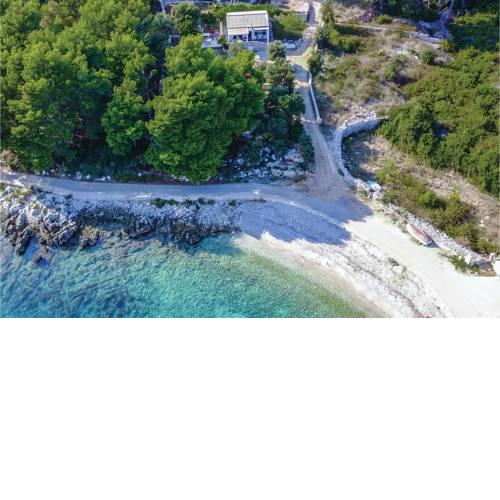 Two-Bedroom Holiday Home in Sucuraj