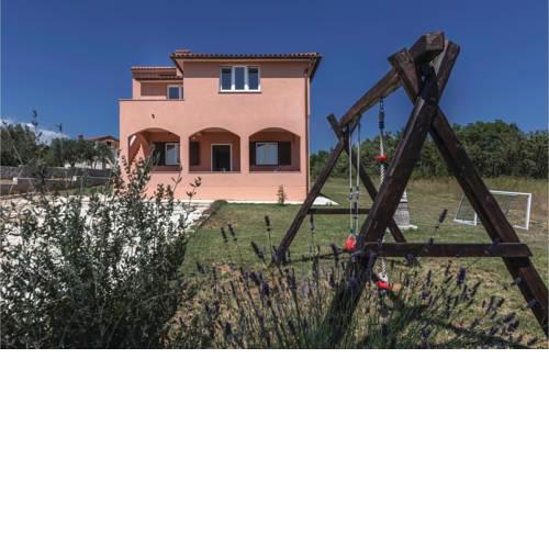 Two-Bedroom Holiday home in Vodnjan