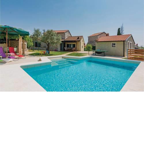 Two-Bedroom Holiday home Sarici with an Outdoor Swimming Pool 08