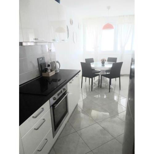 Two rooms apartment for 4 people