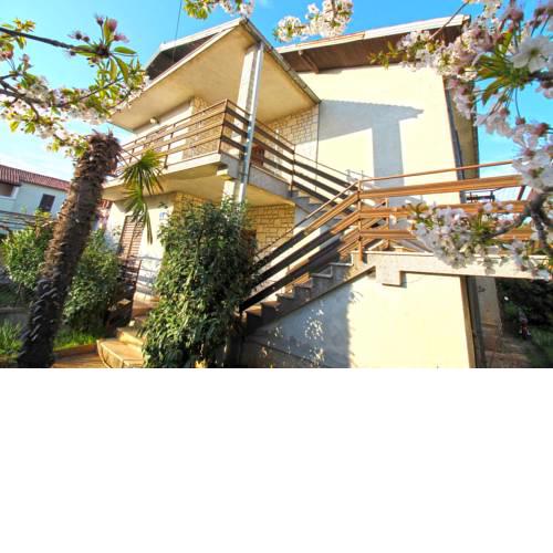 Umago Inn