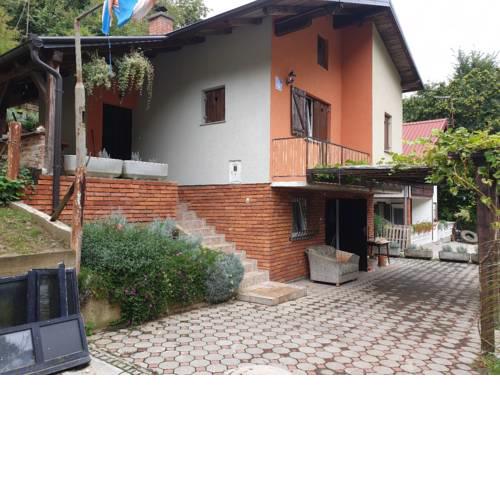 Vacation House Ema