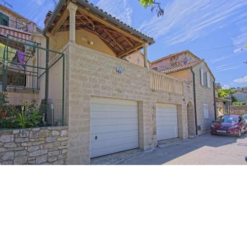Vacation house Kajo