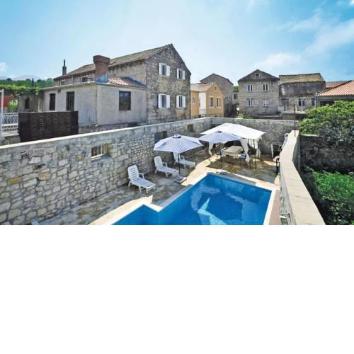 Vacation House Kontrada
